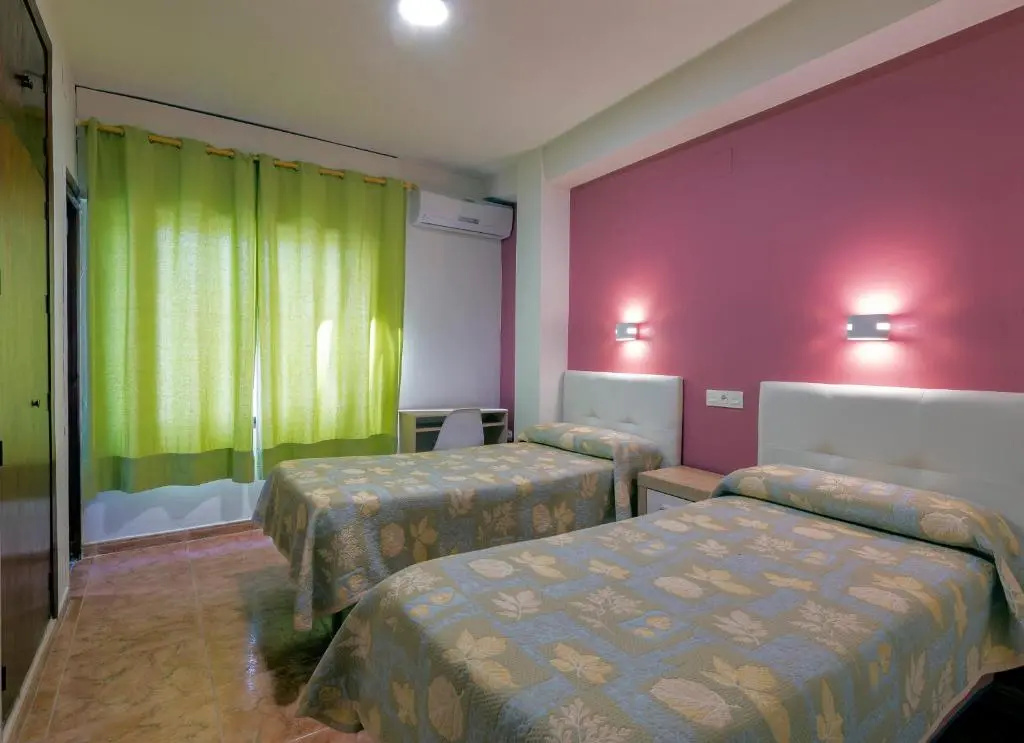 Standard Double room (twin beds)