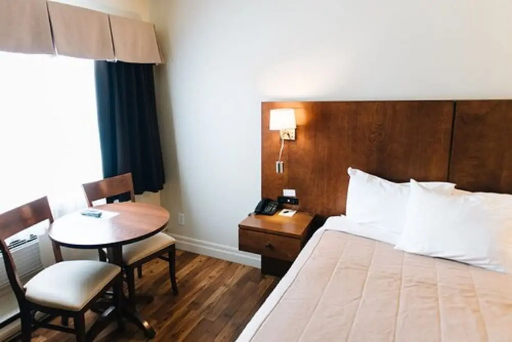 Classic Quadruple room