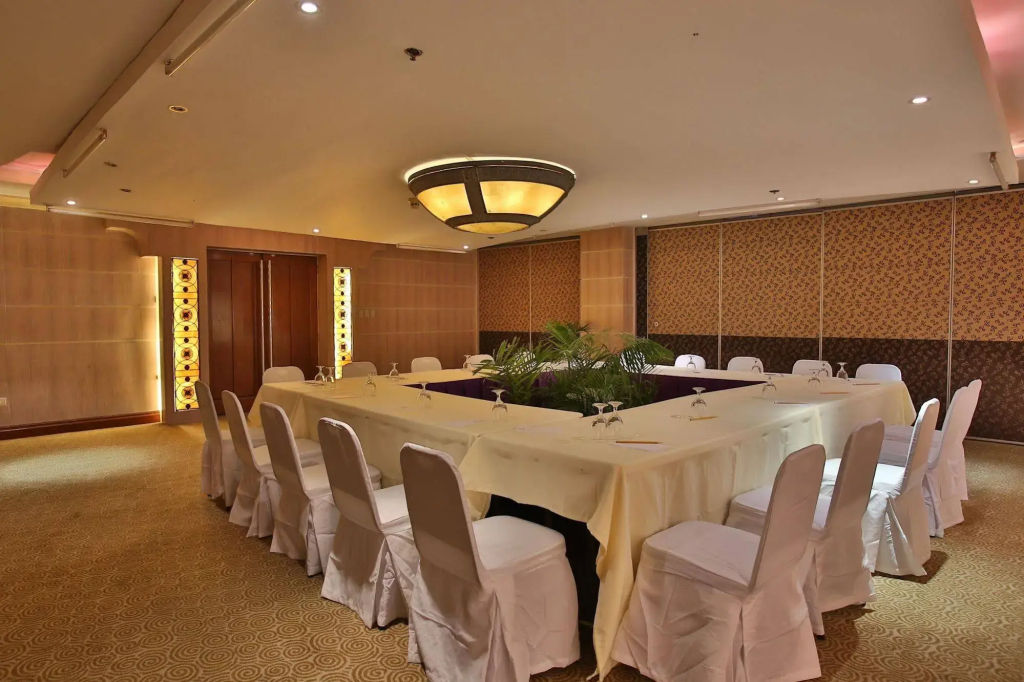 Crown Regency Suites & Residences - Mactan - фото 32