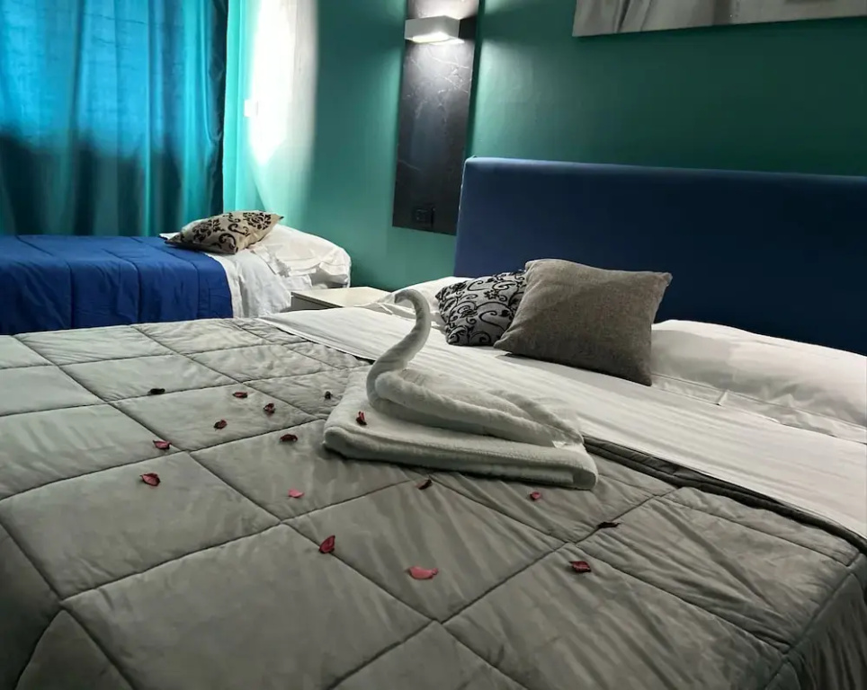 Comfort Triple room with city view