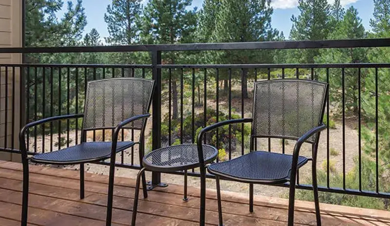 2 Bedrooms Suite with balcony