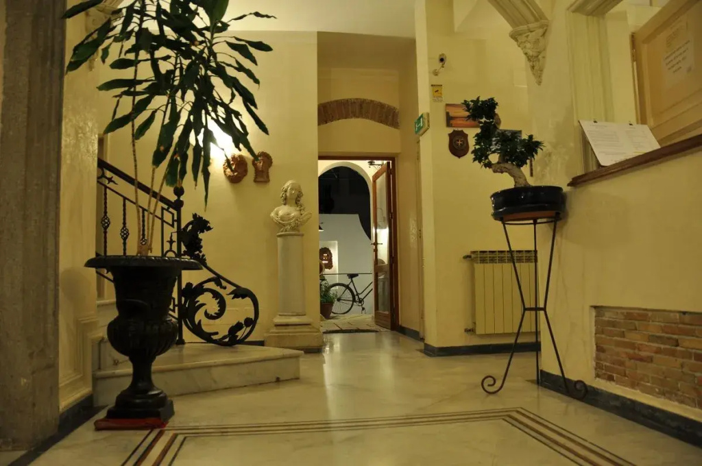 Hotel photo 8