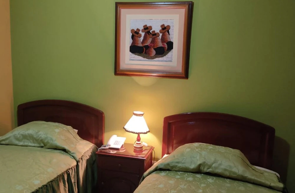 Standard Triple room