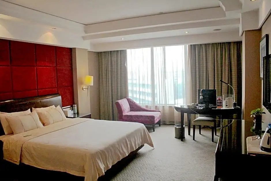 Chinflux Mandarin Hotel — 3