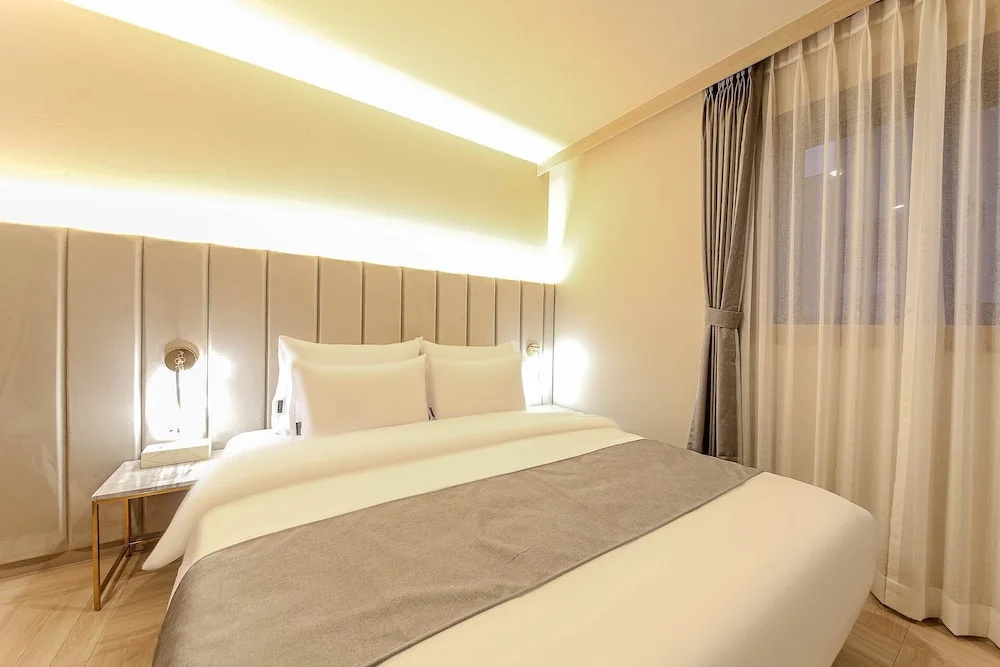 Brown Dot Hotel Sasang Renecite - Chambres