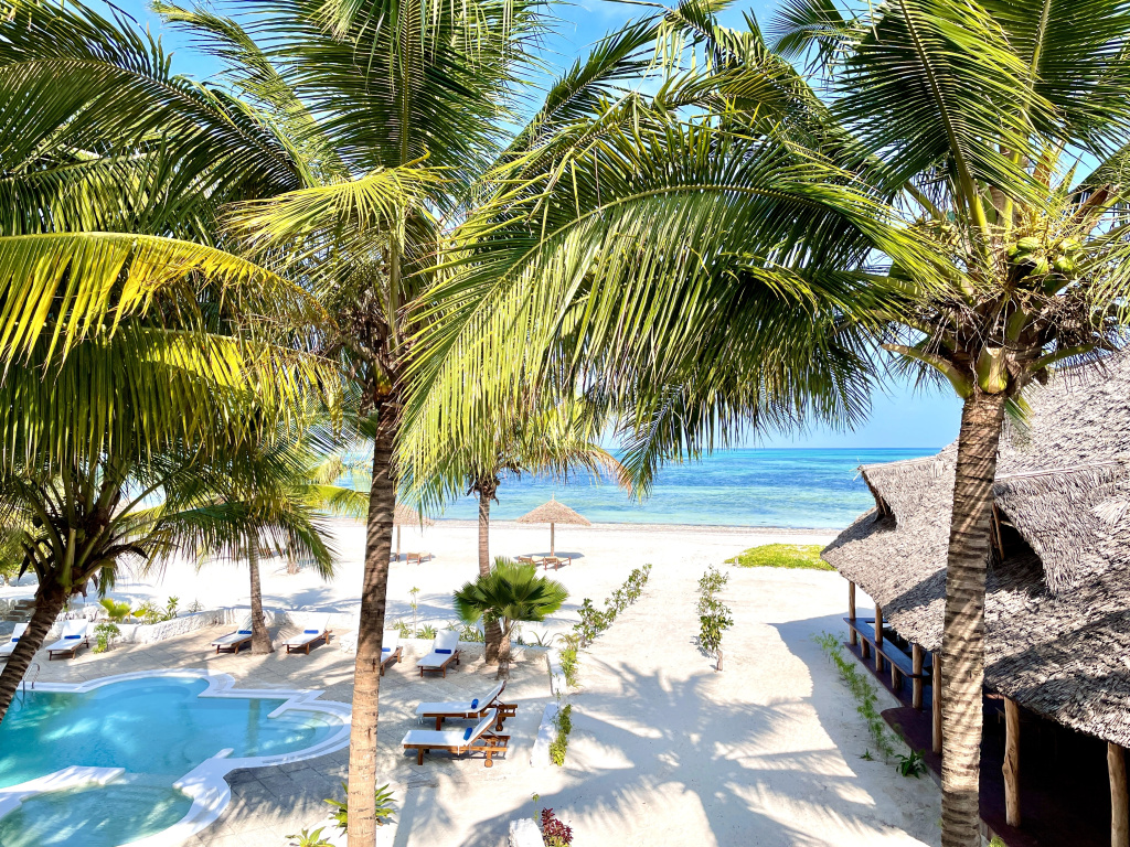 Beach & Waterfront