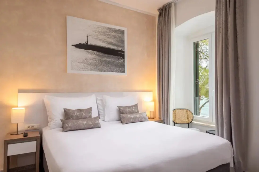 Standard room with sea view