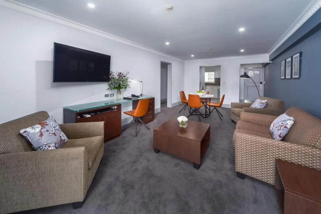 2 Bedrooms Apartment with city view