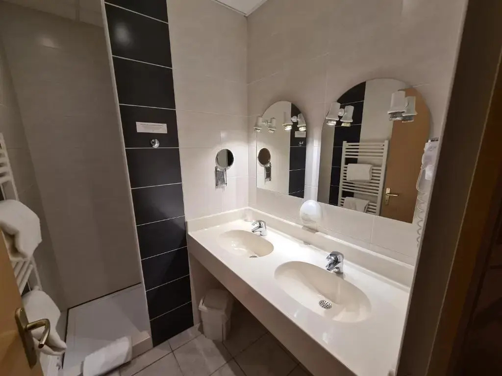 Hostellerie du Cantal - Chambres