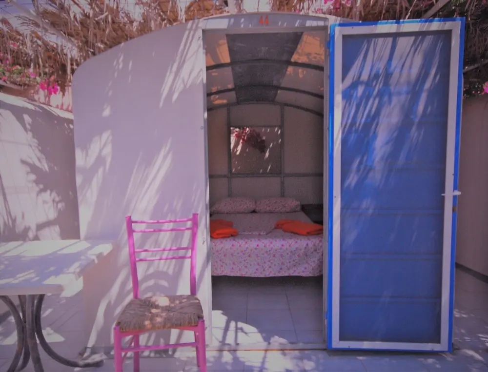 Santorini Youth Hostel
