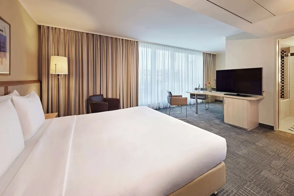 Lindner Hotel Cologne Am Dom, part of JdV by Hyatt - Chambres