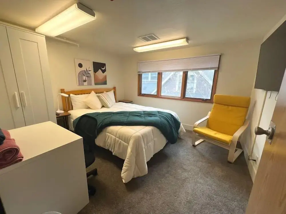 Standard Double room (full double bed)