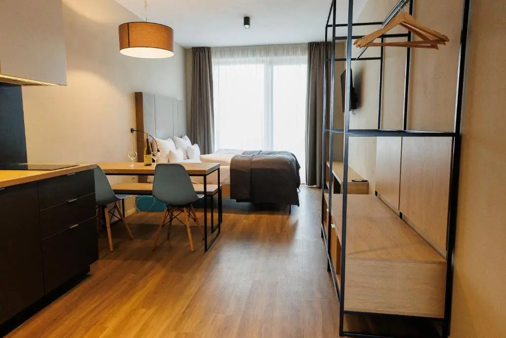 Economy room