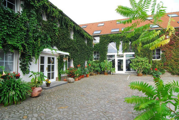 Hotel Bördehof image