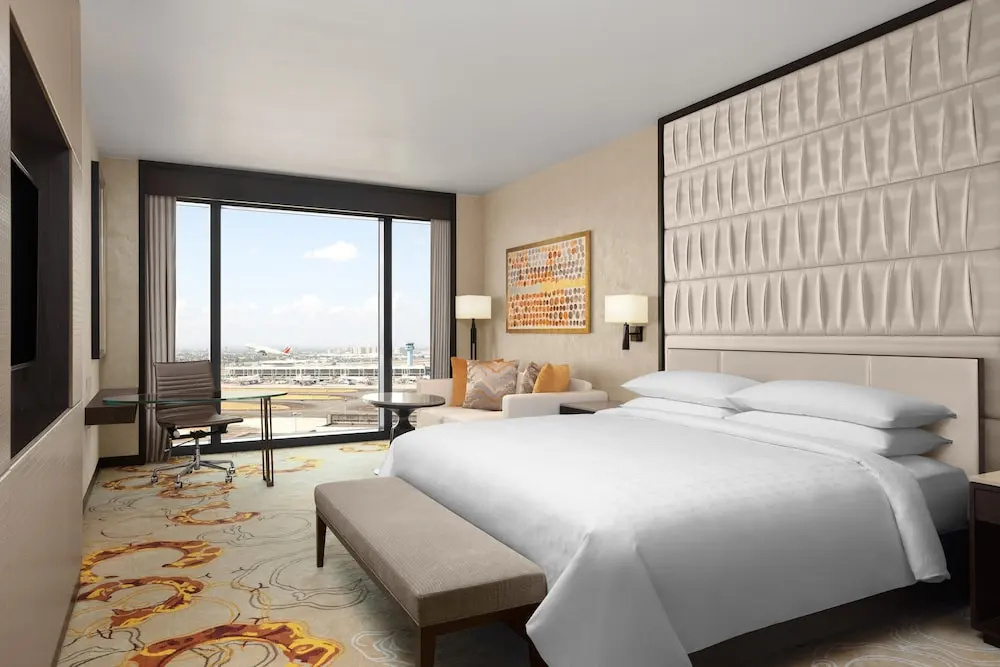 Standard Double Club room (full double bed)