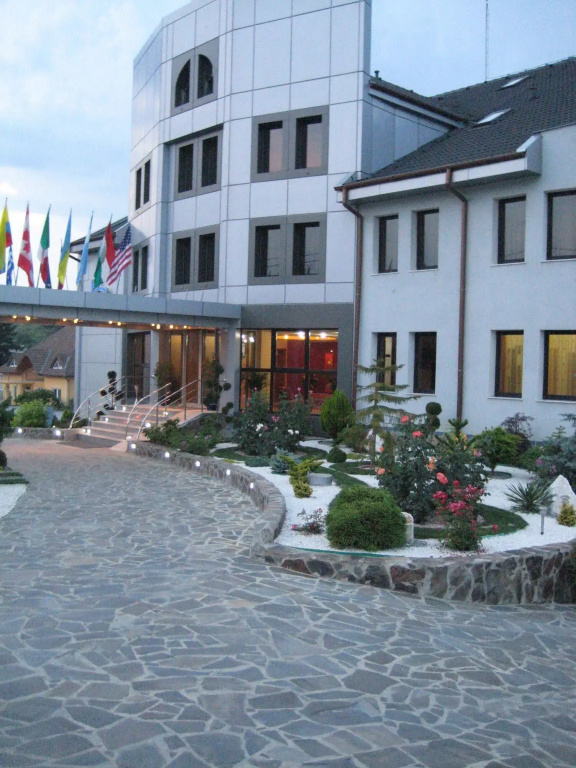 Hotel photo 12