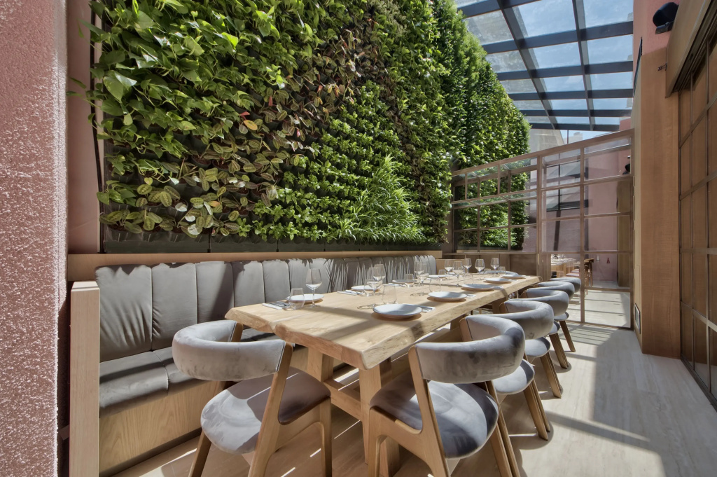 Land's End Boutique Hotel