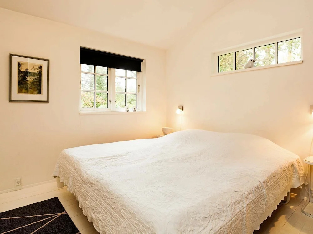 Attractive Holiday Home in Glesborg Jutland With Terrace - фото 3