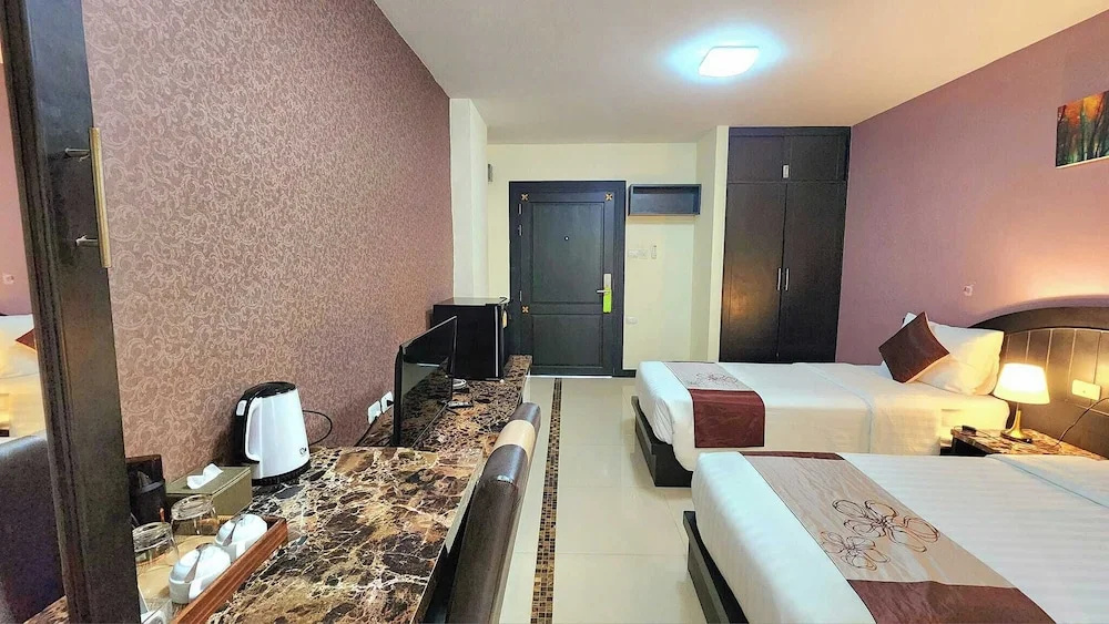 Leelawadee Modern Resort Huaykwang - Chambres