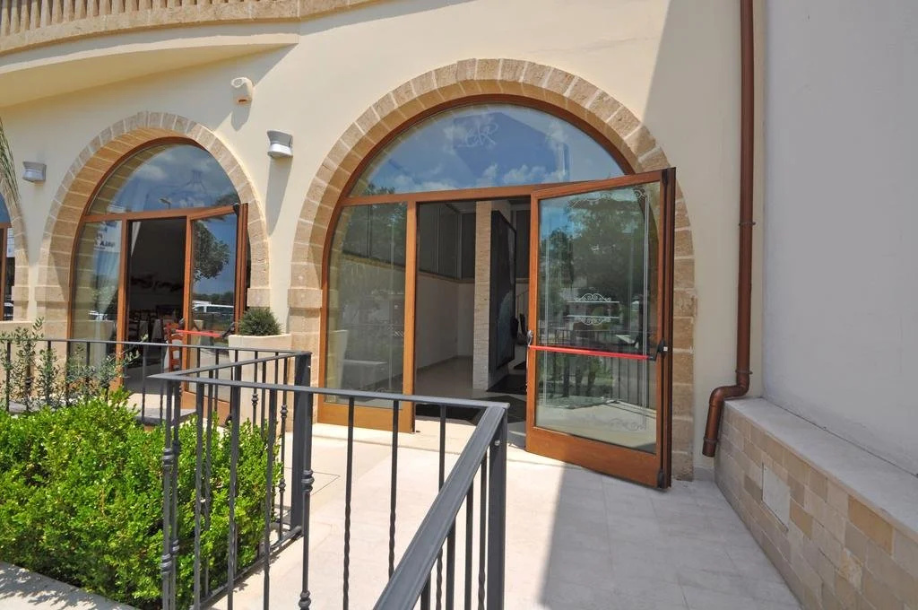 Balcony & Terrace