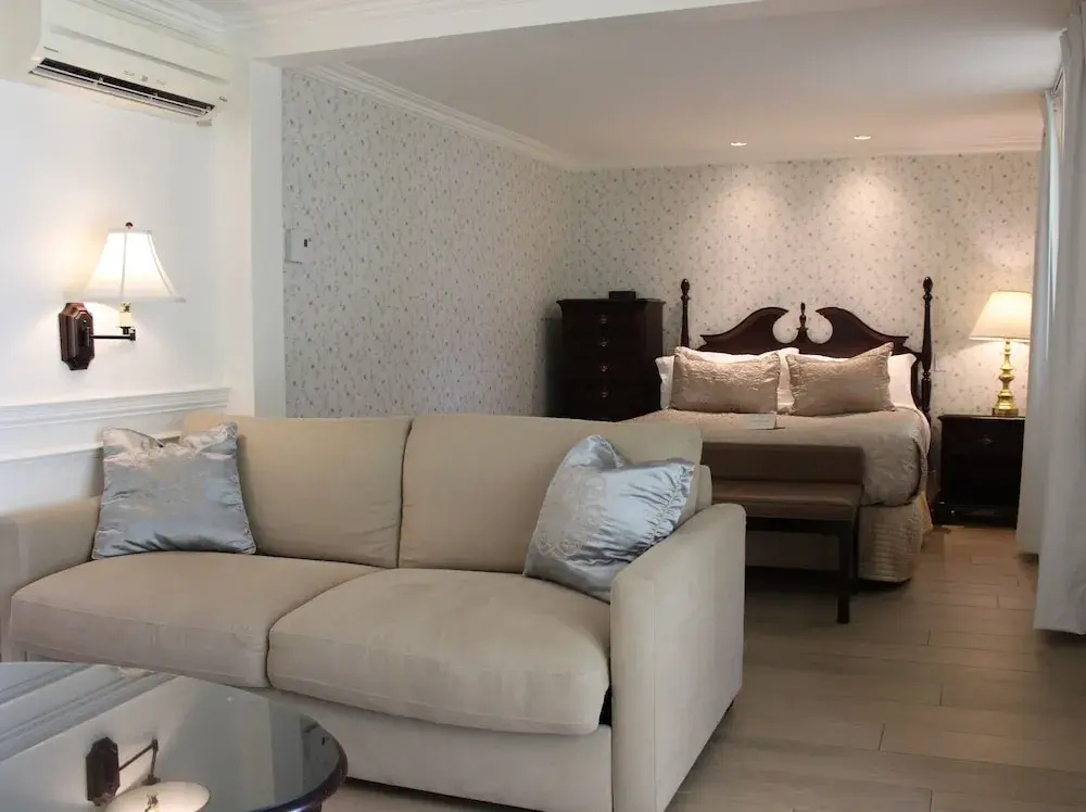 Classic room