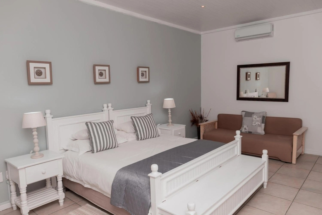 Paternoster Lodge — 3