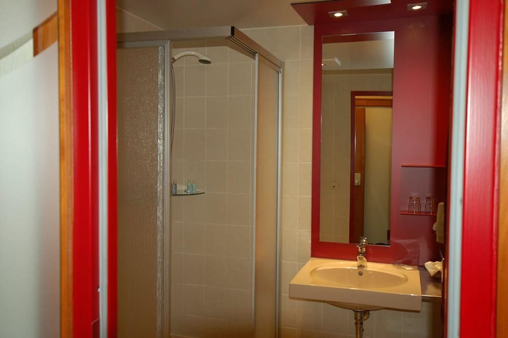 Image 10