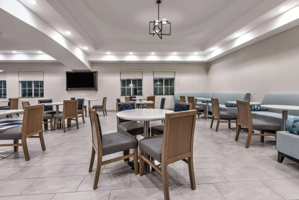 La Quinta Inn & Suites by Wyndham Allen at The Village - Général