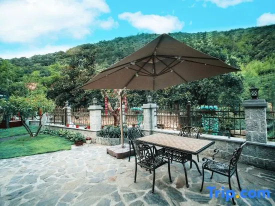 Qinyuan Shanju Private Garden Holiday Villa