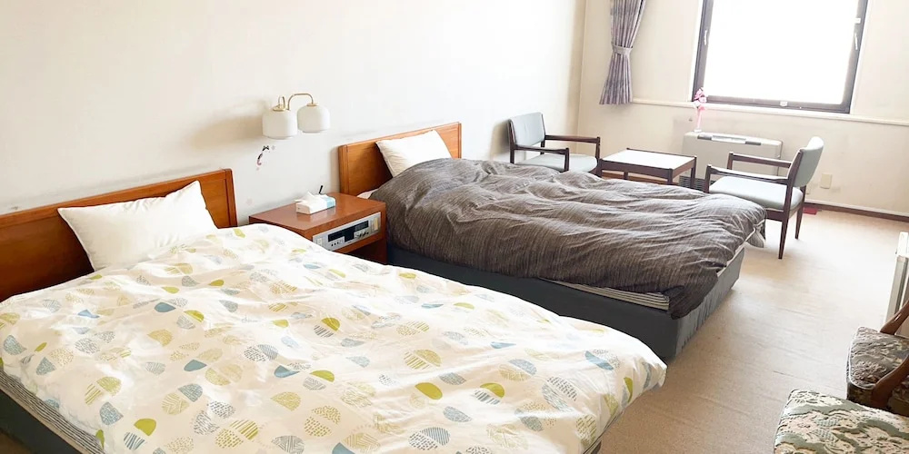 Economy room