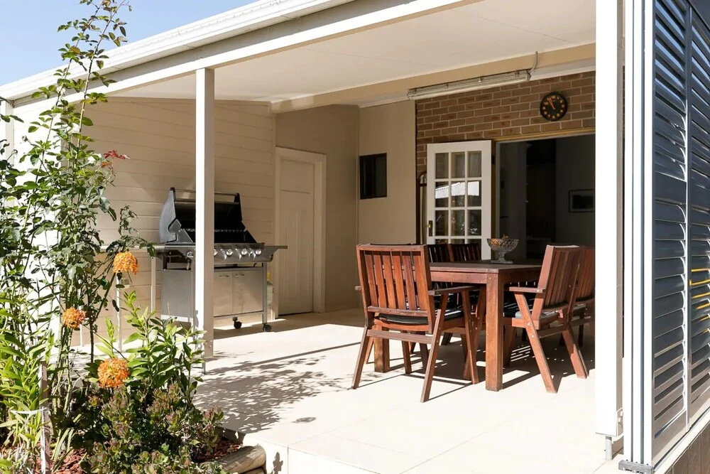 Bright and Elegant Executive 3 Bedroom Family Home