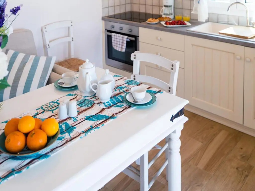2 Bedrooms Cottage