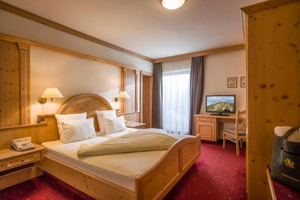 Hotel Karlwirt - Chambres