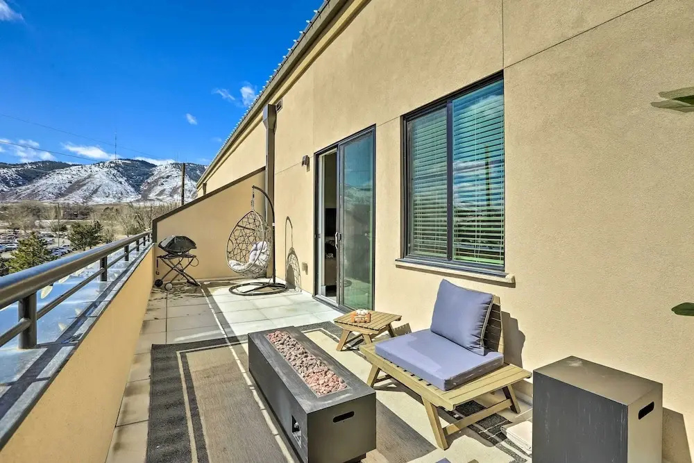 Golden Studio Near Coors Brewery & School of Mines