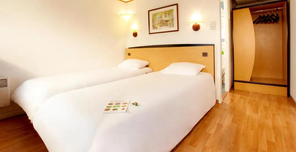 Le 2 by HOTEL AKENA LA FERTE BERNARD - Chambres