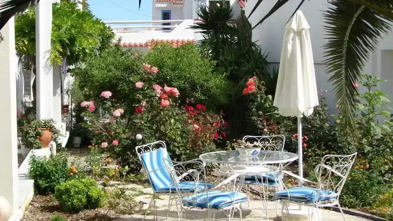 Maria Studios Rooms and Apartments