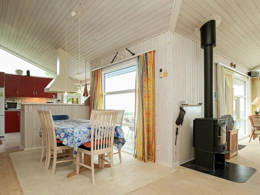 Alluring Holiday Home in Kalundborg near Sea - фото 4