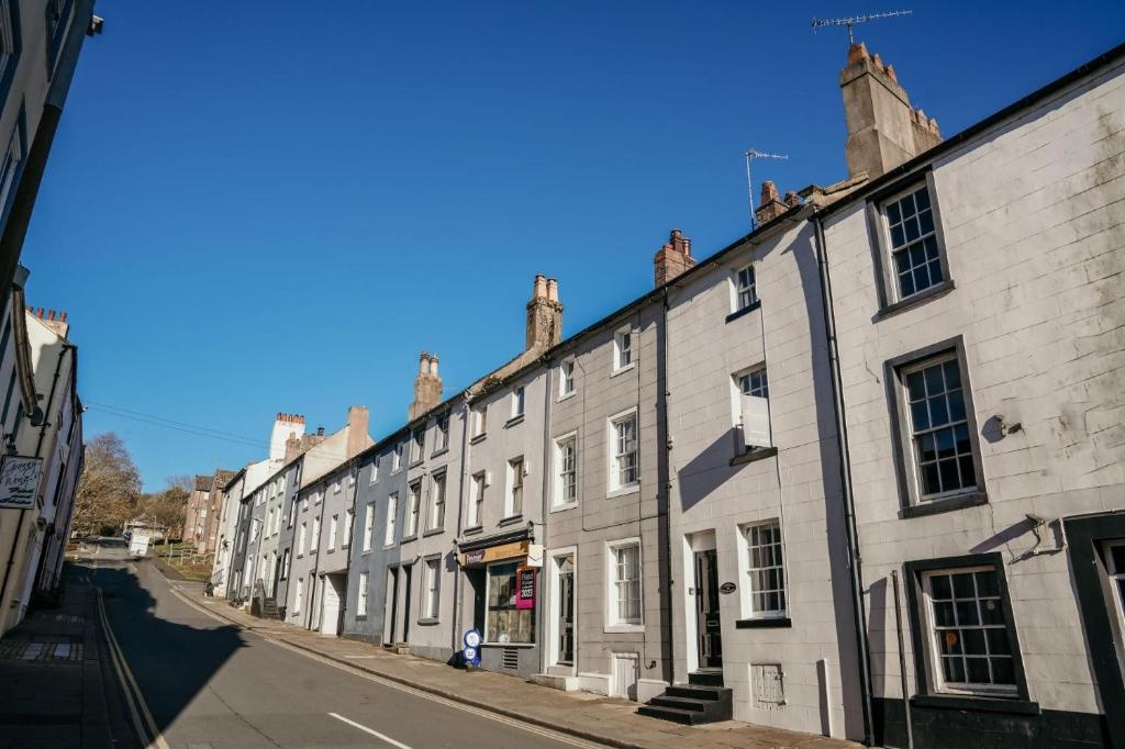 Elegant 3-bedroom Home 3BD Quiet Whitehaven