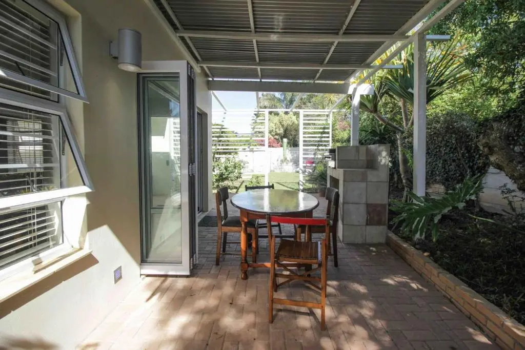 Apartment on Constance Road