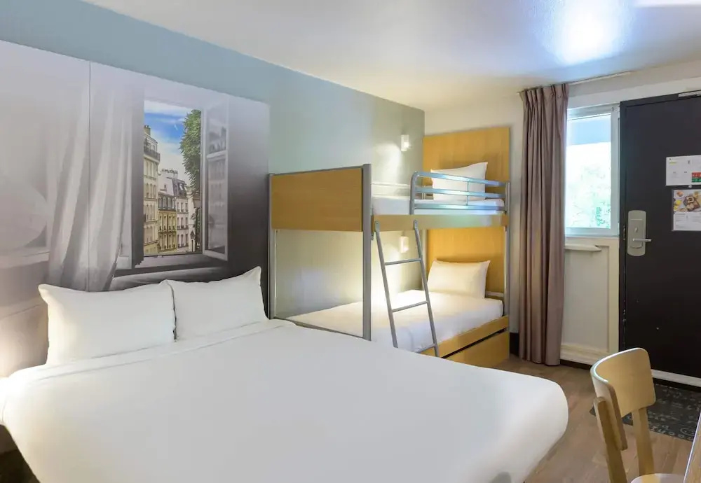 Quadruple room