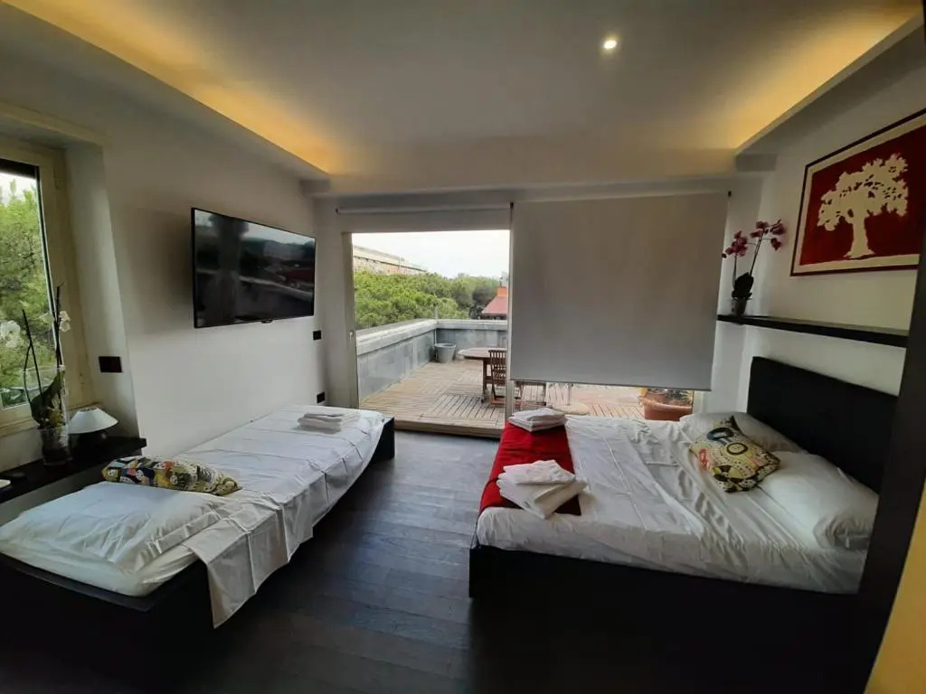 Standard Triple room