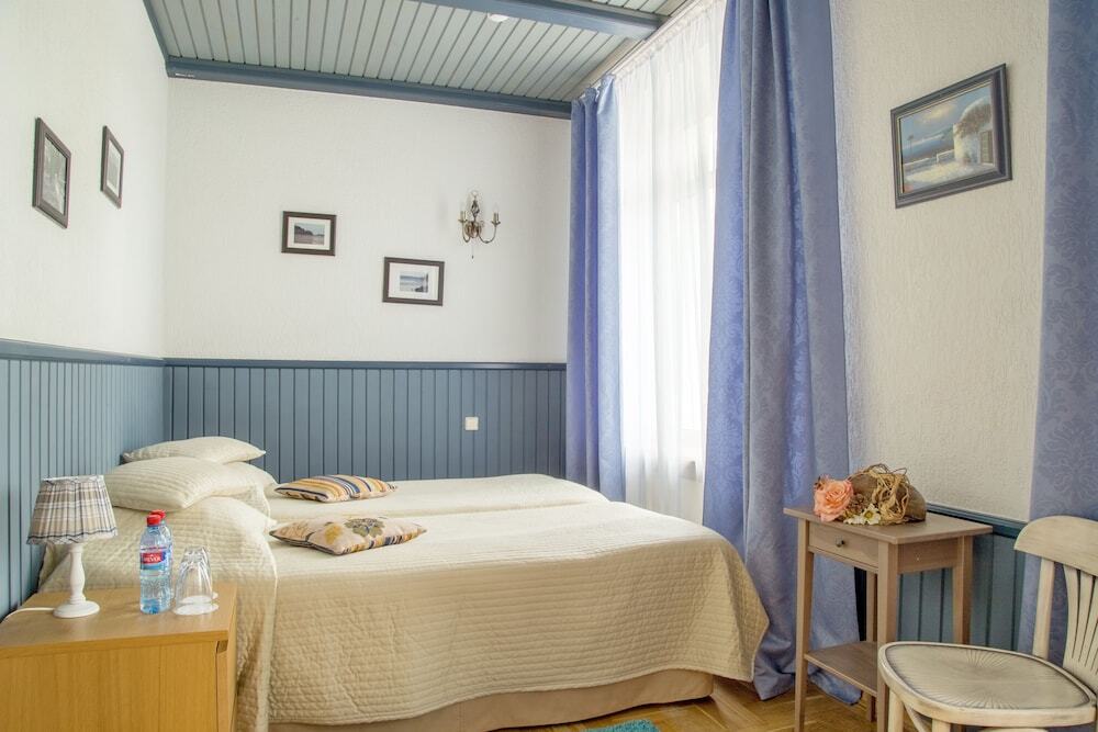 Двухместный номер Standard 2 отдельные кровати в Президент