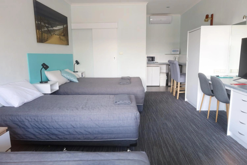 Robetown Motor Inn & Apartments — 4