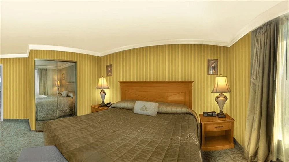 Trump Plaza — фото 4