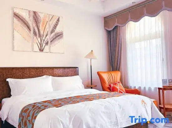 Standard Double room with sunset view (full double bed)