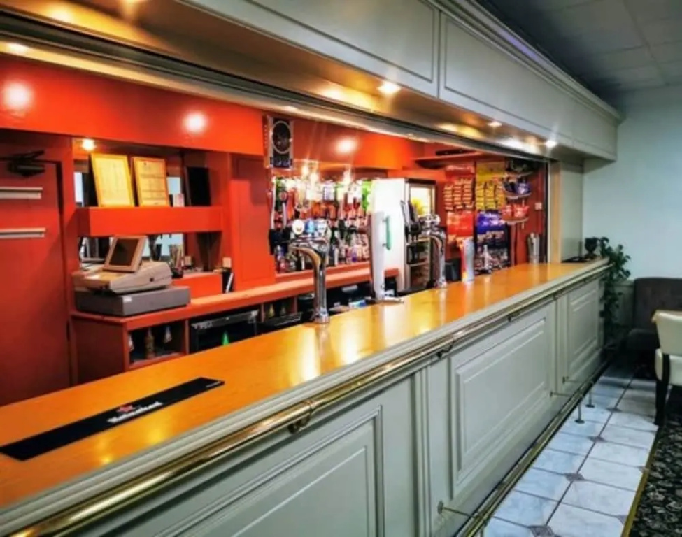 Lobby & Reception