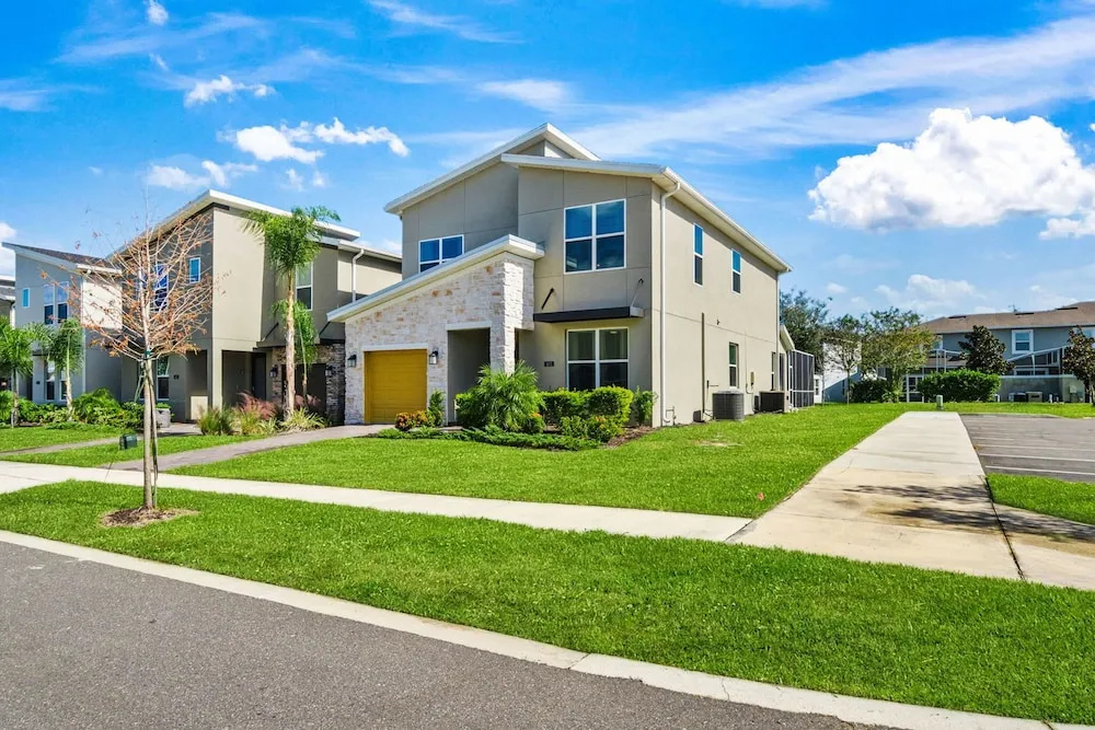Fabulous Villa 5Bd Pool Spa - Next to Disney 611