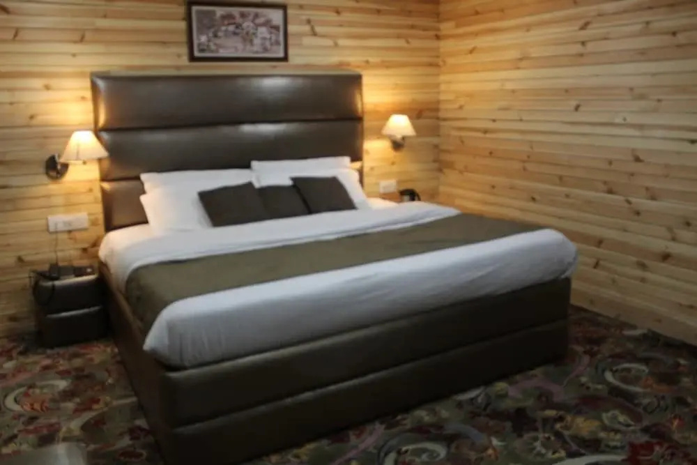 Krystal Hotel - Général