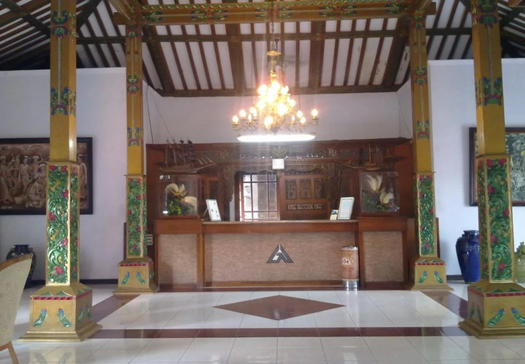 Graha Wisata Hotel - фото 5