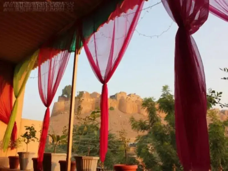 Abu Safari Hotel